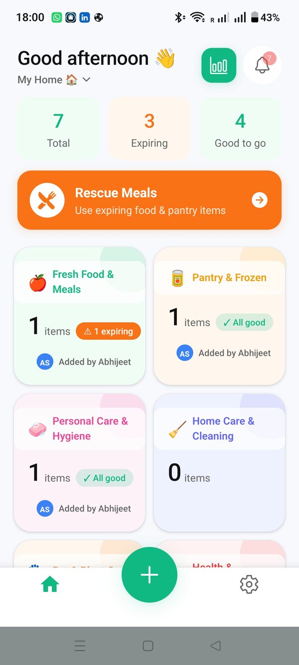 Home dashboard showing expiring items and notification alerts